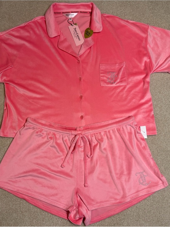 Juicy Couture Other - NWT 2 Piece Juicy Couture Pink Velour Rhinestone Bling Shorts Pajama Set